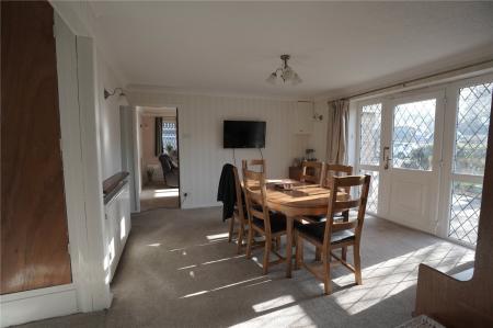 Hall/Dining Area