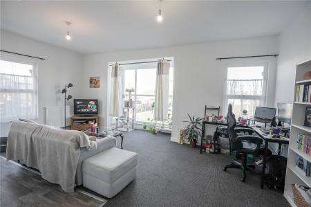 Flat3-Living/Kitchen