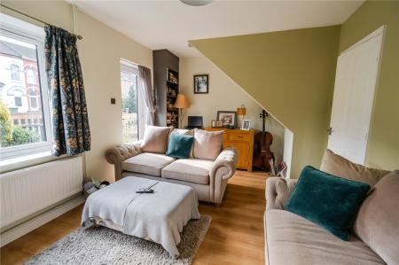 Living Room (2)