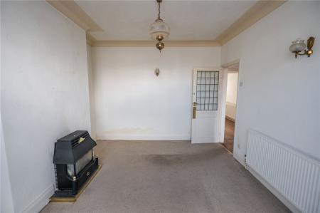Living Room (2)