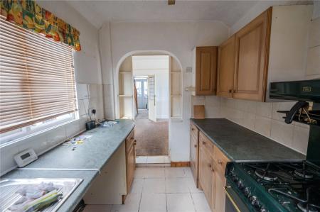 Kitchen (2)