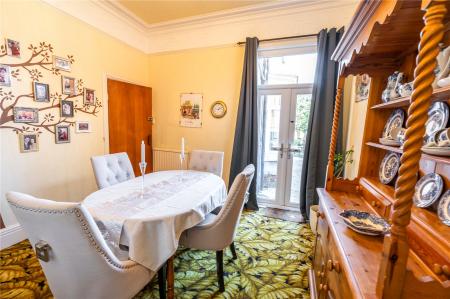 Dining Room (2)