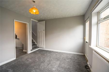 Living Room (2)