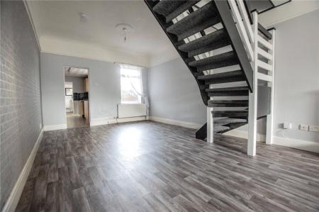 Living/Dining Room 2