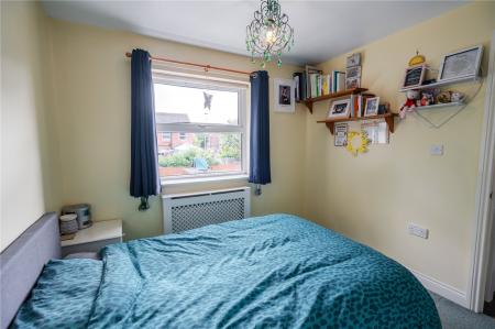 Bedroom 3 (2)