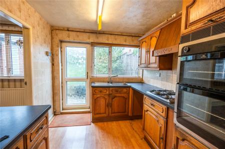 Kitchen (2)