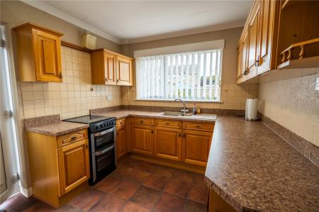 Kitchen (2)