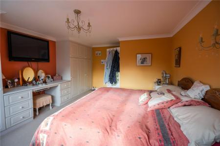 Bedroom 1 (2)