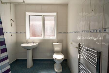 Wet Room (2)
