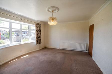 Living Room (2)