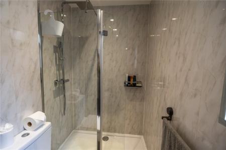 Shower Room (2)