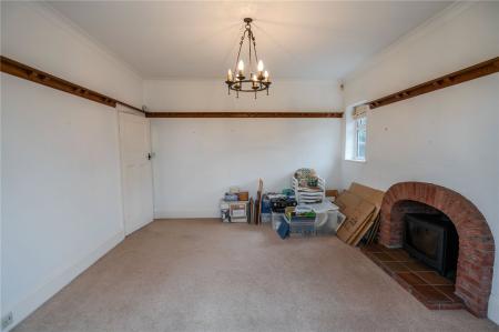 Living Room (2)