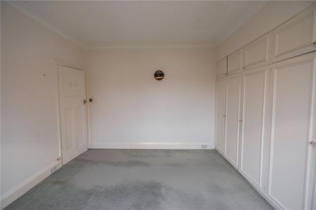 Bedroom 1 (2)
