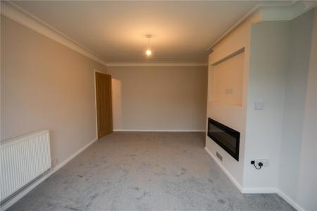 Living Room (2)