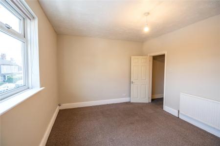 Bedroom 1 (2)