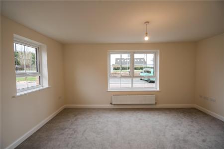 Living Room (2)