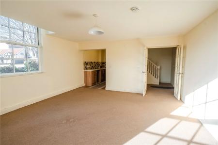 Living Room (2)