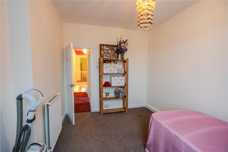 Bedroom 3 (2)