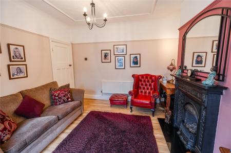 Living Room (2)