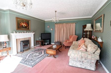 Living Room (2)