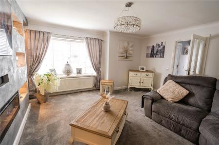 Living Room (3)