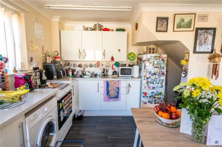 Sitting Room/Kitchen