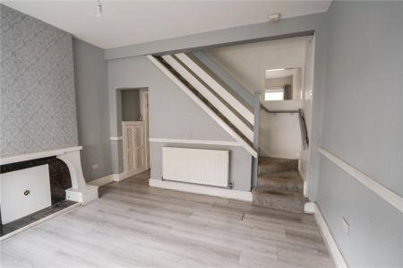 Living Room (2)