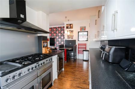 Kitchen-Diner (2)