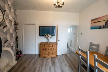 Dining Room (2)