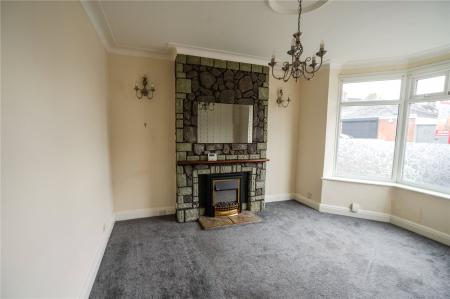 Living Room (2)