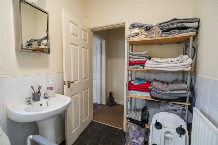 Gff - Bathroom (2)