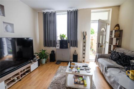 Gff - Living Room