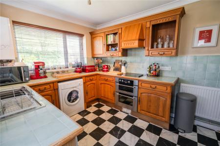 Kitchen (2)