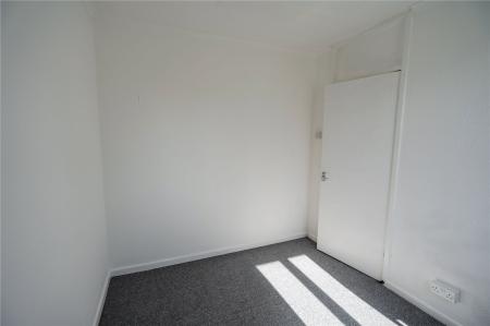 Bedroom 3 (2)