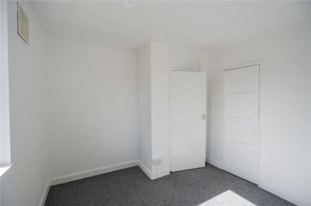 Bedroom 4 (2)