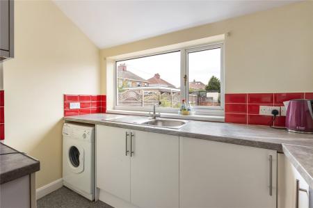 Kitchen (2)
