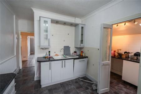 Kitchen (2)