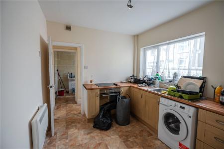Kitchen (2)
