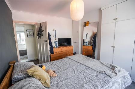 Bedroom 1 (2)
