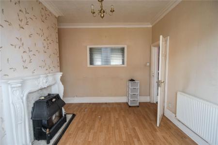Living Room (2)