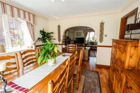 Dining Room (2)