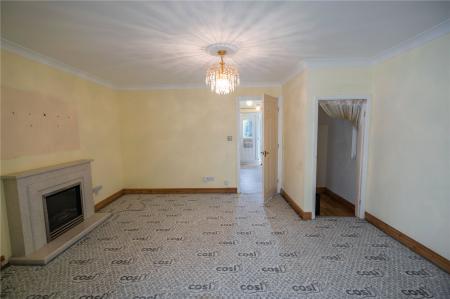 Living Room (2)