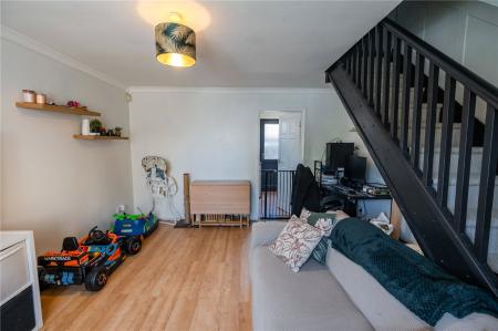 Living Room (2)