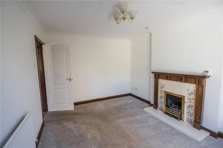 Living Room (2)