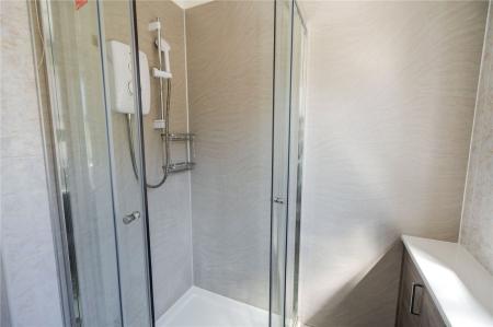Shower Room (2)