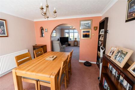 Dining Room (2)