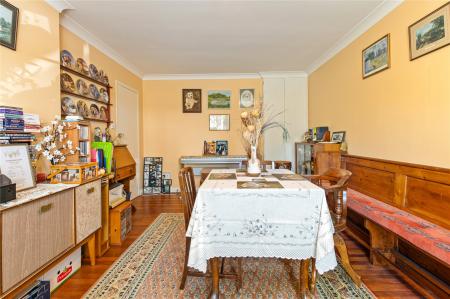 Dining Room (2)