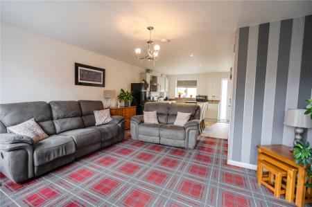 Living Room (2)