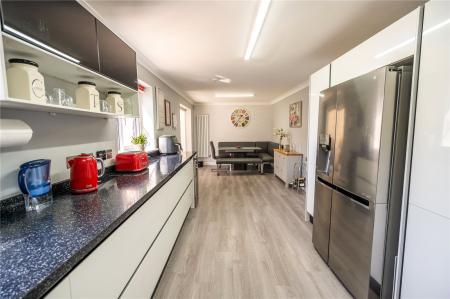 Kitchen Diner (4)