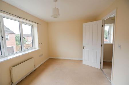 Bedroom 2 (2)